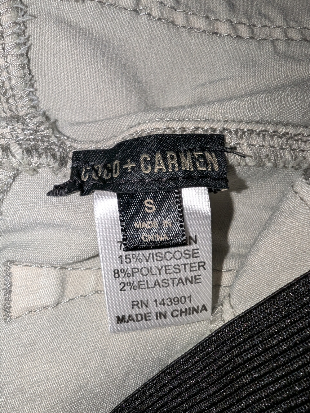 COCO + CARMEN Woman's/Jr.'s "Skinny" Pull-on Jeans - Size S - Picture 6 of 6